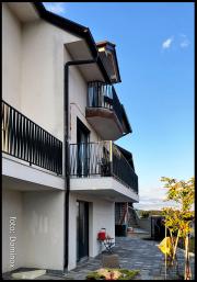 DOMINOX: pocinkana in prašno barvana balkonska ograja