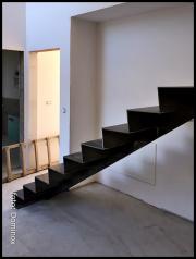 Samonosne jeklene stopnice
