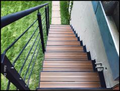 DOMINOX: Jeklene pocinkane stopnice (prašno barvano)